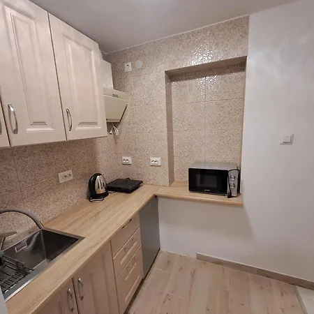 At Starunchakiv Family Guest house