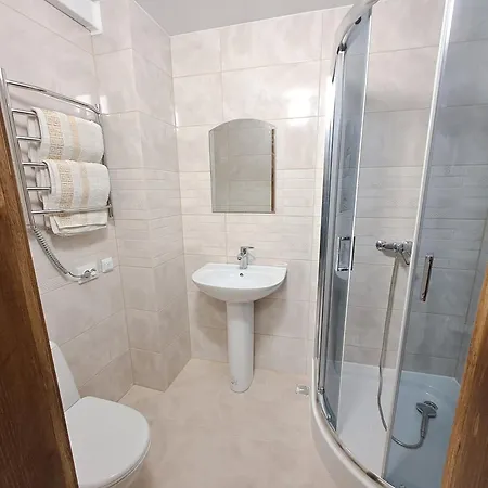 At Starunchakiv Family Guest house