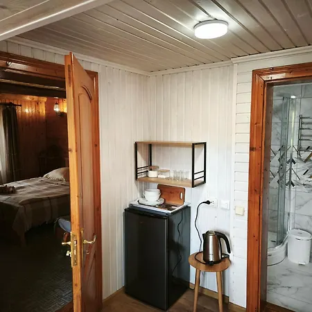 At Starunchakiv Family 3*