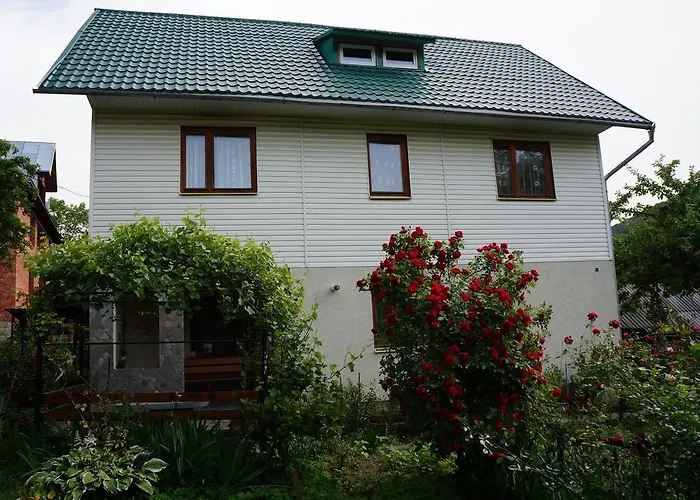 At Starunchakiv Family Yaremche