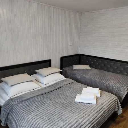 At Starunchakiv Family 3*